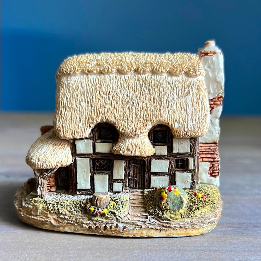 VTG | The Farriers by Lilliput Lane-Miniature Cottage